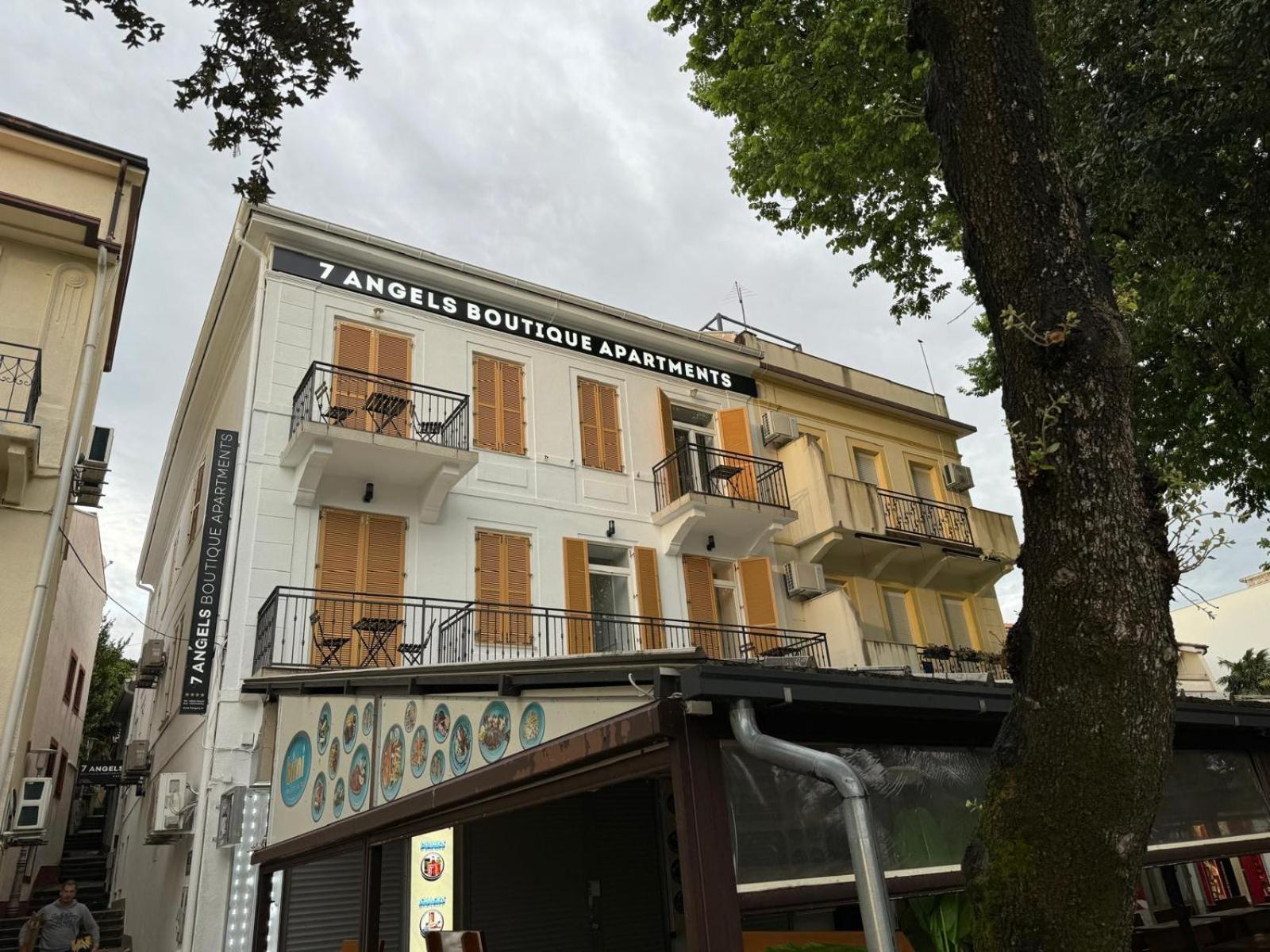 Boutique Apartments "7 Angels" 茨里克韦尼察 外观 照片