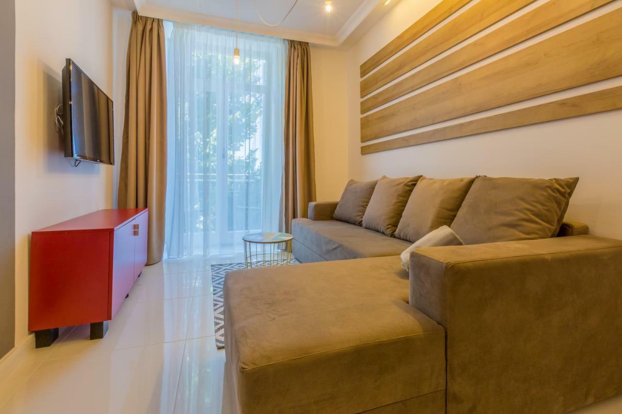 Boutique Apartments "7 Angels" 茨里克韦尼察 外观 照片