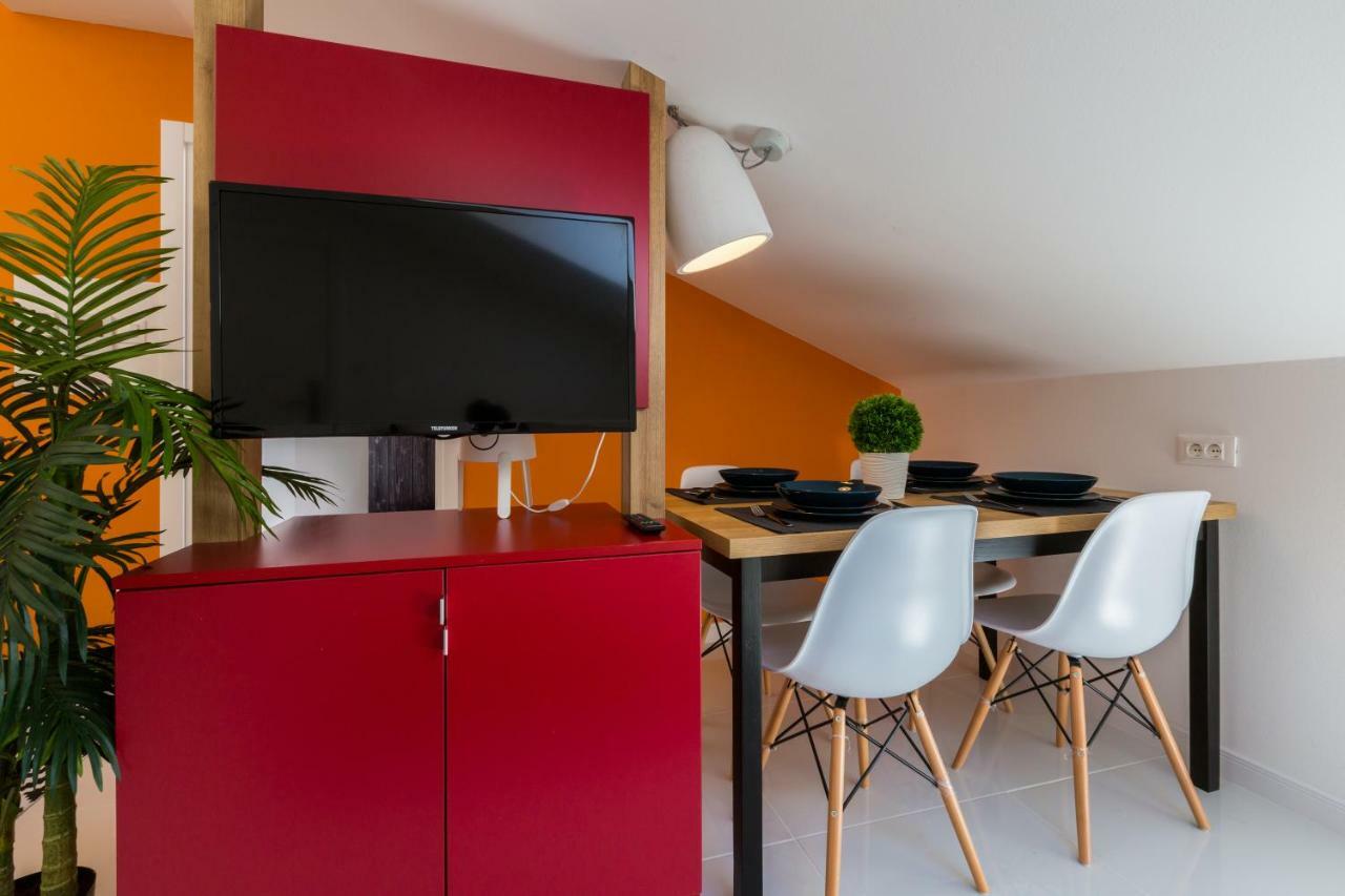 Boutique Apartments "7 Angels" 茨里克韦尼察 外观 照片